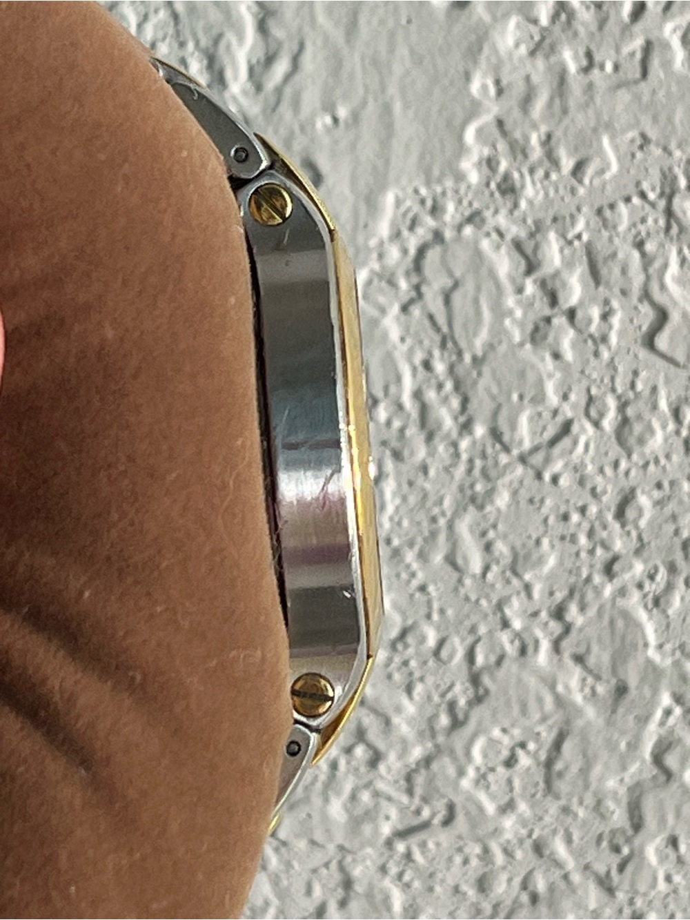 Gucci 8900M Two Tone Stainless Steel men’s Watch YA089304 - Picture 4 of 15